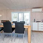4 Person In Borkop-by Traum *